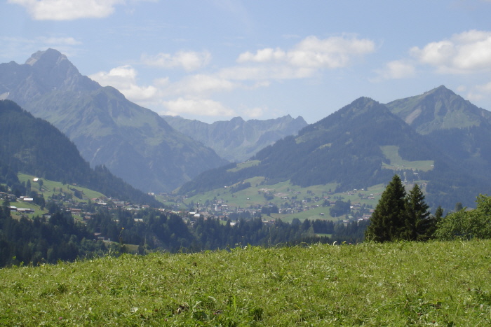 Blick nach Riezlern, Hirschegg und Mittelberg